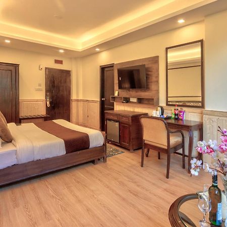 The Katoch Grand Resort مايالي المظهر الخارجي الصورة