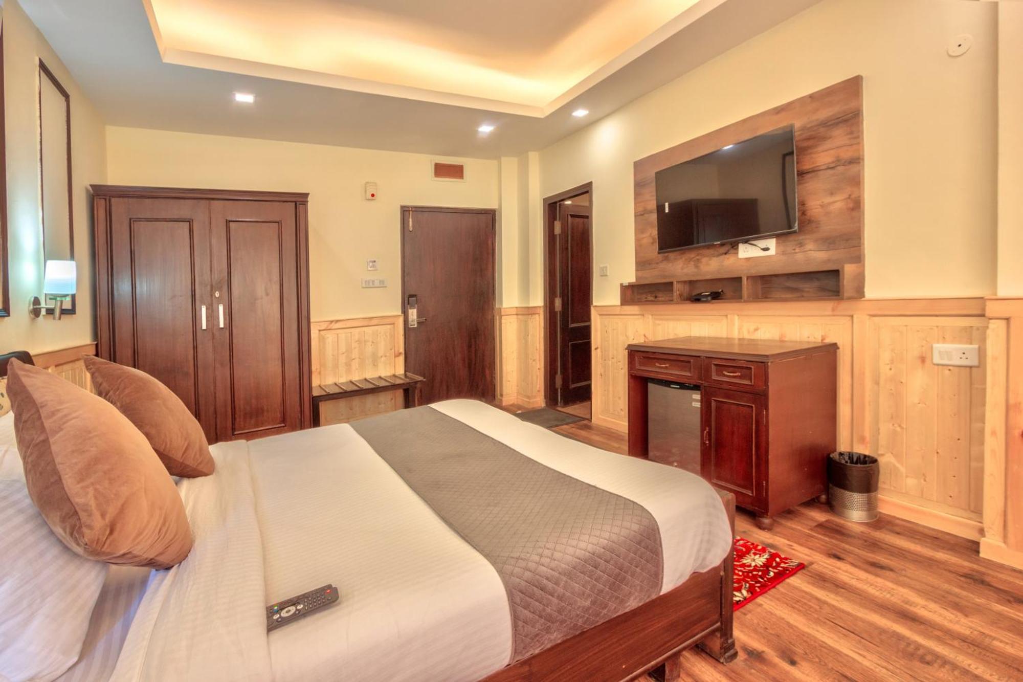 The Katoch Grand Resort مايالي المظهر الخارجي الصورة