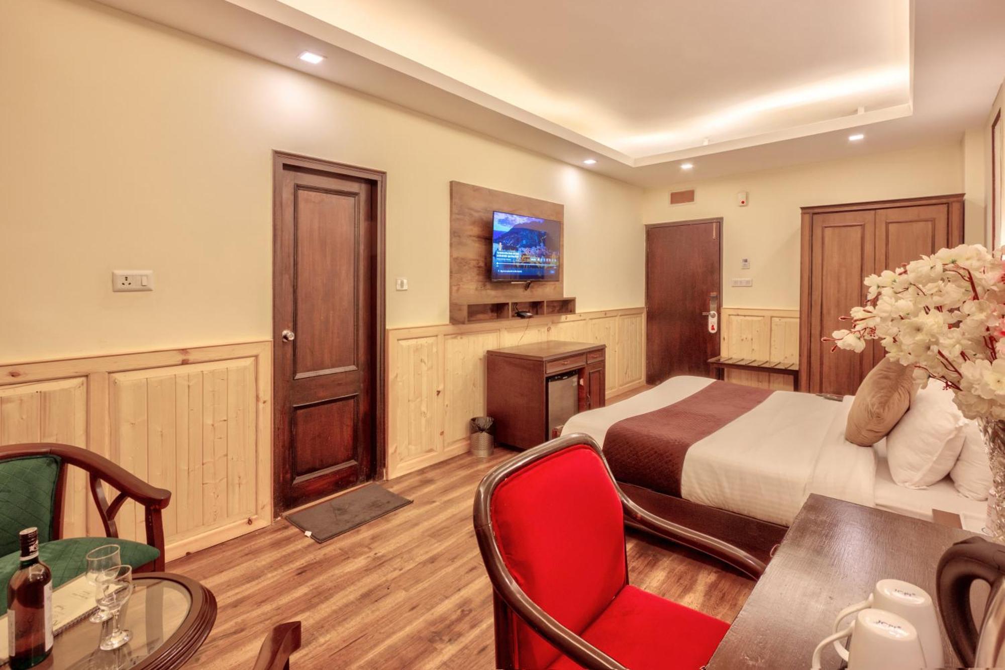 The Katoch Grand Resort مايالي المظهر الخارجي الصورة